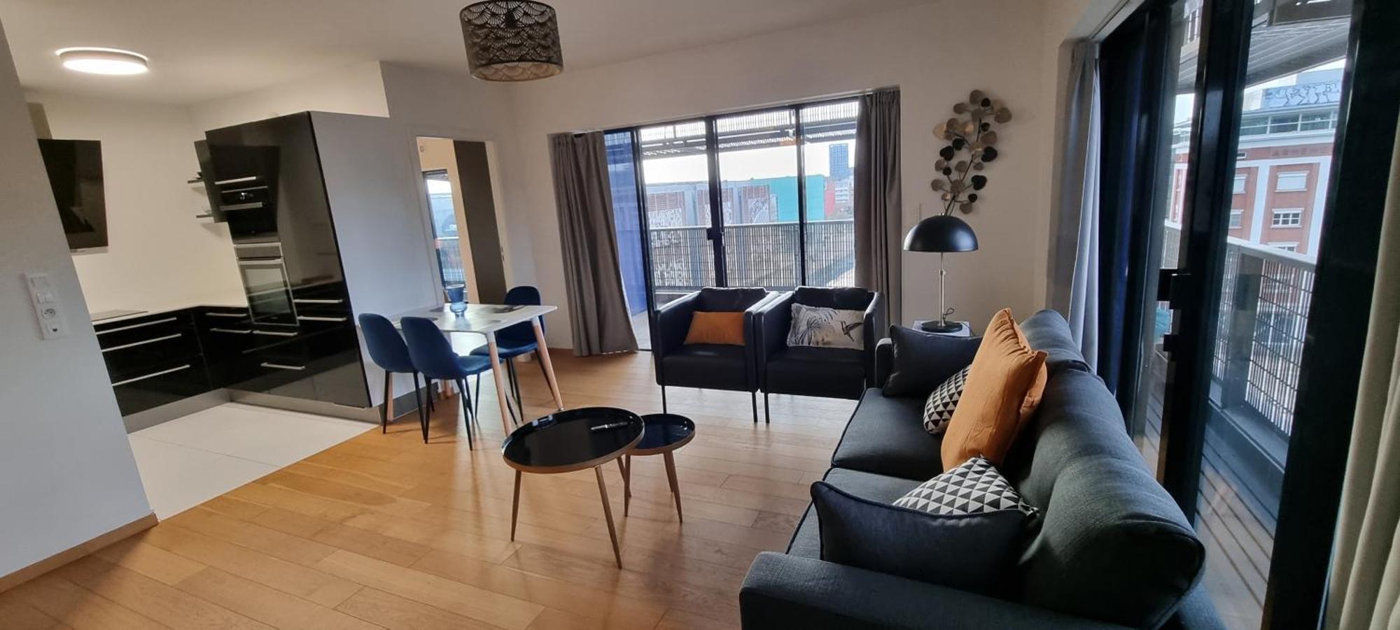 Bel Appartement Contemporain Avec Terrasse Climatisation Et Parking Payant En Option ستراسبورغ المظهر الخارجي الصورة