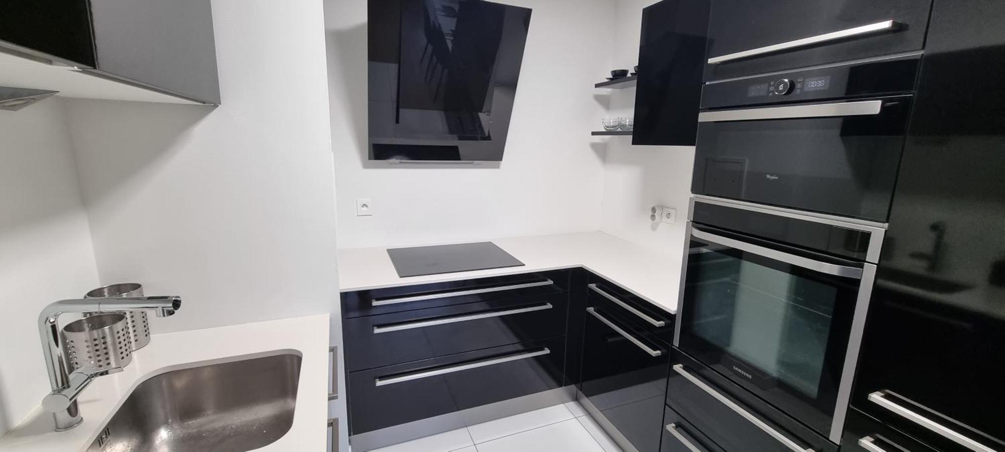 Bel Appartement Contemporain Avec Terrasse Climatisation Et Parking Payant En Option ستراسبورغ المظهر الخارجي الصورة