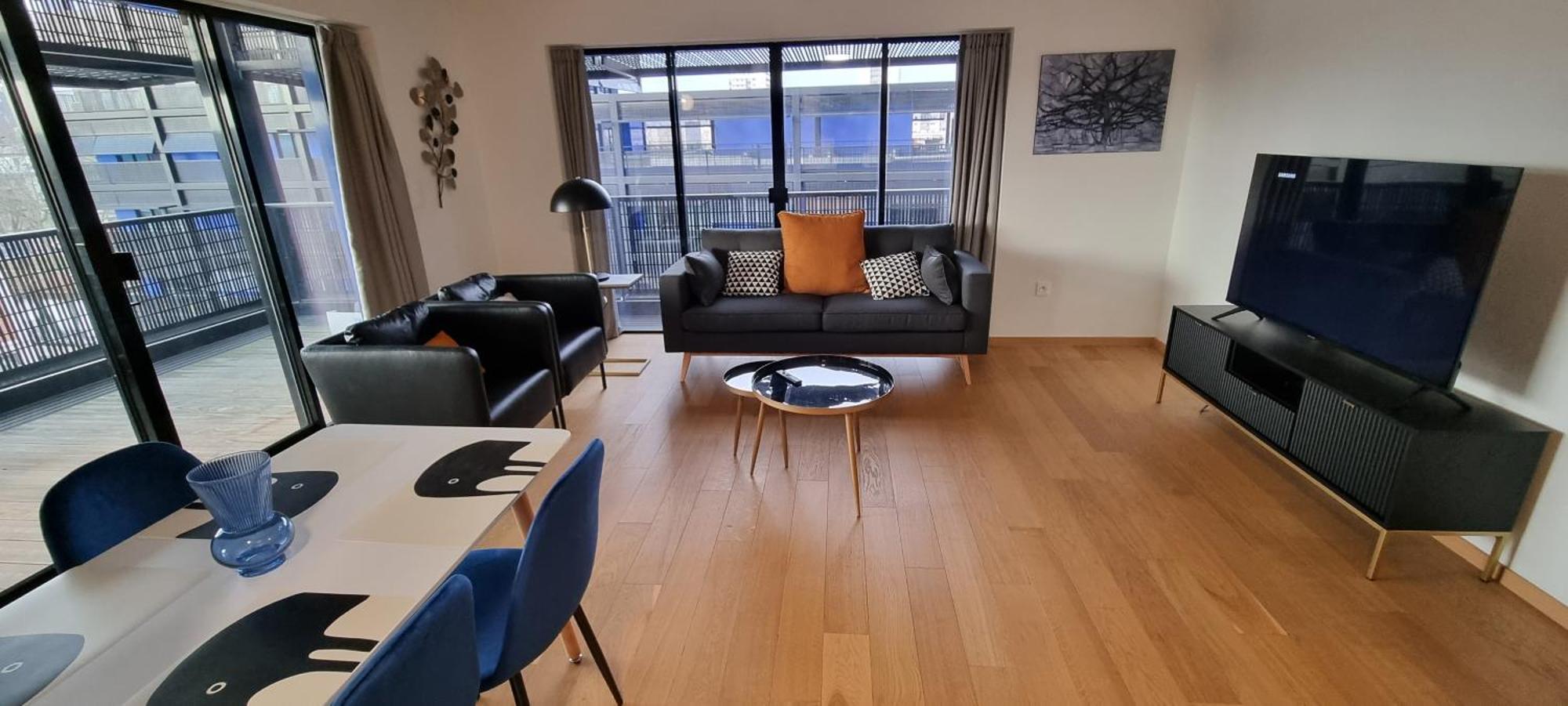 Bel Appartement Contemporain Avec Terrasse Climatisation Et Parking Payant En Option ستراسبورغ المظهر الخارجي الصورة
